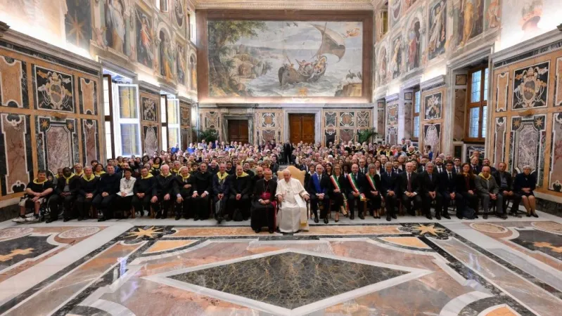 Il Papa in udienza con i pellegrini di Asti | Il Papa in udienza con i pellegrini di Asti | Vatican Media / ACI group