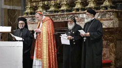 Il cardinale Koch presiede la preghiera ecumenica per la prima commemorazione dei Martiri copti, Cappella del Coro, Basilica di San Pietro, 15 febbraio 2024 / DPUC