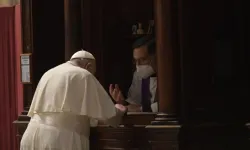 Papa Francesco si confessa / Vatican Media / ACI Group