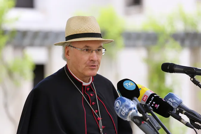 Il vescovo di Ratisbona, monsignor Rudolf Voderholzer |  | Diocesi di Ratisbona
