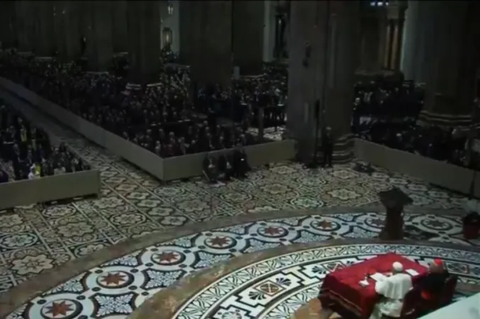 Il Papa nel duomo di Milano  |  | CTV