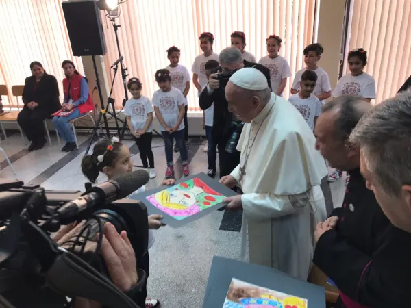 Papa Francesco al campo profughi a Sofia |  | VAMP pool