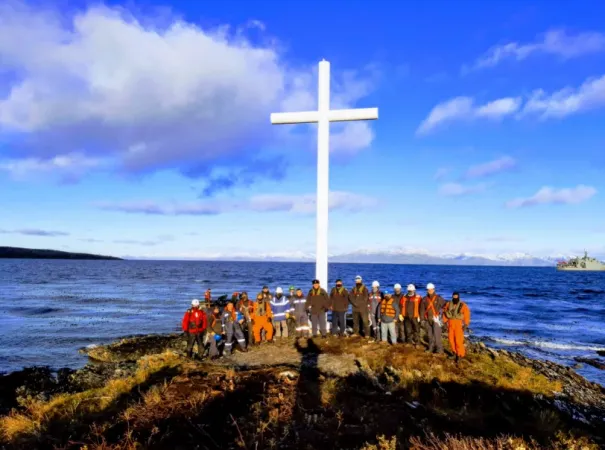 La croce nel luogo della prima messa in Cile  |  | Diocesi di Punta Arenas