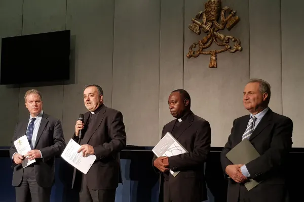 Un momento del meeting point sul convegno "Droghe e nuove dipendenze", Sala Stampa Vaticana, 26 novembre 2018 / Vatican IHD