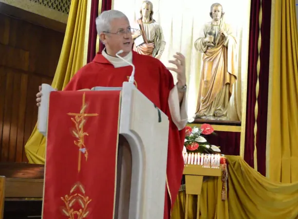 Il vescovo eletto Fabio Ciollaro |  | ecclesiaebrvndvsina.wordpress.com
