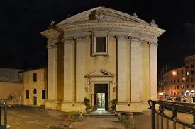 Una suggestiva immagine della chiesa dei santi Marcellino e Pietro in Laterano  |  | Wikimedia commons