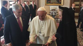 Papa Francesco incontra il presidente del Cile, la piaga degli abusi tra i temi