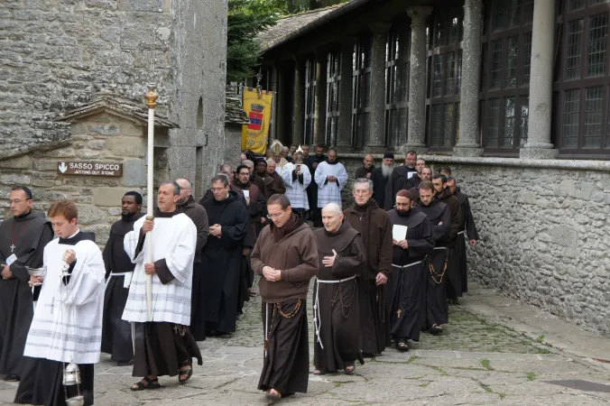 Una processione al Santuario La Verna |  | Sito La Verna