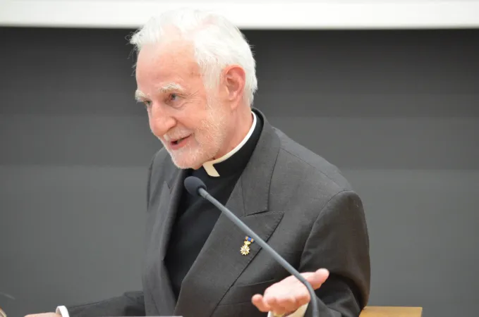 Padre Marcel Chappin, già viceprefetto dell'Archivio Segreto vaticano, scomparso il 24 dicembre 2021 | unigre.it
