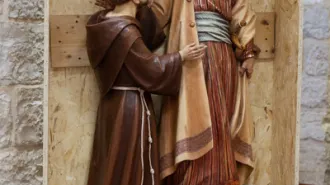 La Diocesi di Modena Nonantola onora i frati in Terra Santa con una scultura