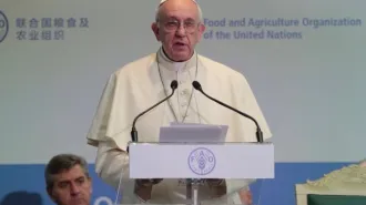 Papa Francesco alla Fao, per sconfiggere la fame bisogna invertire la rotta
