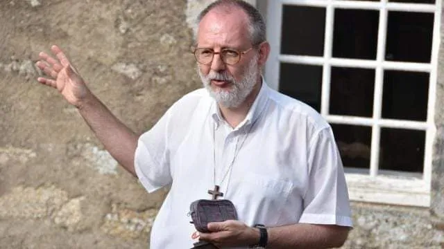 Padre Olivier Maire | Foto: TW Diocesi di Luçon
