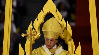 Papa Francesco in Tailandia, non priviamo le piaghe dell’uomo della misericordia di Dio 