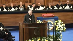 Il cardinale Parolin durante una sua visita passata all'Università Cattolica di Milano / Twitter UniCatt