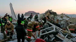 Una immagine dell'incidente aereo ad Almaty / Twitter