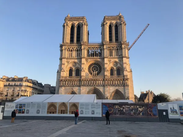 Cattedrale Notre Dame | La cattedrale di Notre Dame nella prima domenica di Avvento 2020 | Twitter @notredameparis