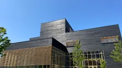 L'edificio del Centro Teillhard de Chardin a Salcay, Francia / Centre Teillhard de Chardin