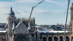 I lavori alla Basilica di Notre Dame a Parigi / Twitter