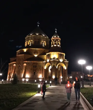 Pasqua a Stepanekart | La Pasqua a Stepanekart, capitale del Nagorno Karabakh | Iniziativa per l'Artsakh in Italia
