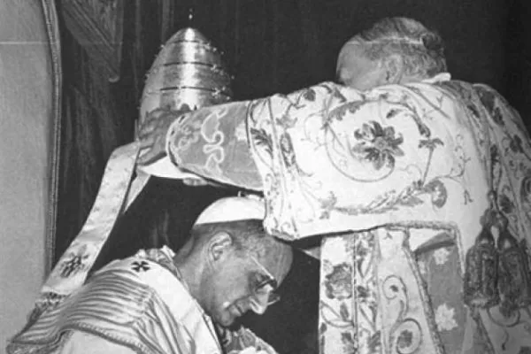 L'incoronazione di Papa Paolo VI / Wikimedia commons