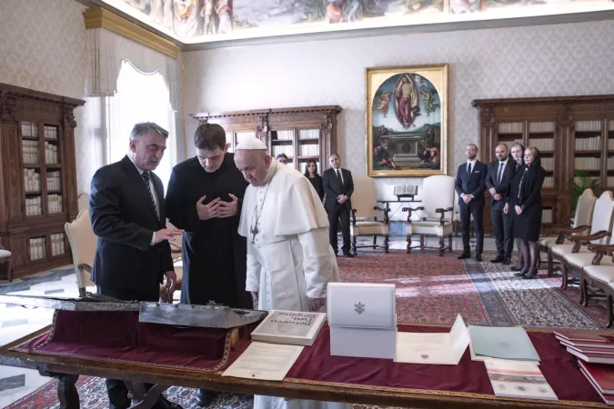 Il Papa e il Presidente della Bosnia-Erzegovina |  | EWTN-ACI Stampa/ M.G. Picciarella / Vatican Pool