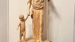 La statua di San Giuseppe che insegna a Gesà a camminare, vincitrice dello European Art Contest / FAFCE