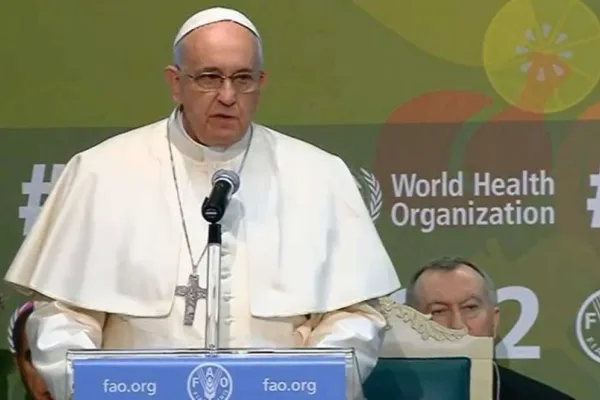 Papa Francesco durante una delle sue visite alla FAO / Vatican Media 