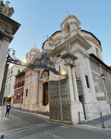 Porta Sant'Anna, accesso allo Stato di Città del Vaticano | Twitter