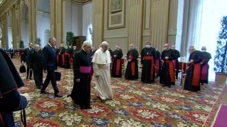 Papa Francesco: “La Curia è il primo organismo chiamato alla testimonianza”