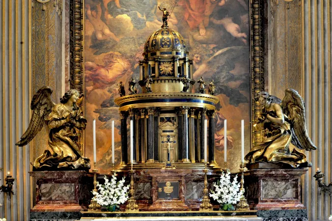 L'altare del SS Sacramento nella Basilica vaticana |  | Musei Vaticani 