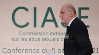Abusi in Francia, il botta e risposta sul rapporto CIASE lascia più domande che risposte