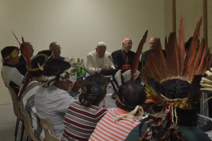Il Papa e gli indios dell' Amazzonia |  | Vatican Media 