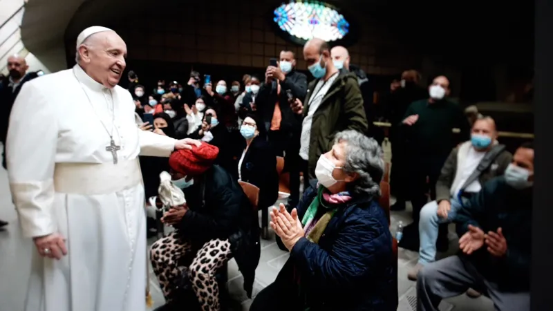 Papa Francesco, Aula Paolo VI | Papa Francesco questa mattina con i bisognosi in Aula Paolo VI, 23 aprile 2021 | Sala Stampa della Santa Sede