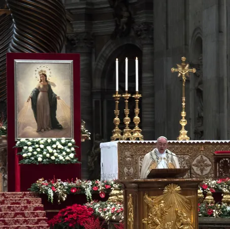 L'immagine della Madonna del Miracolo durante la celebrazione a Piazza San Pietro  |  | OR