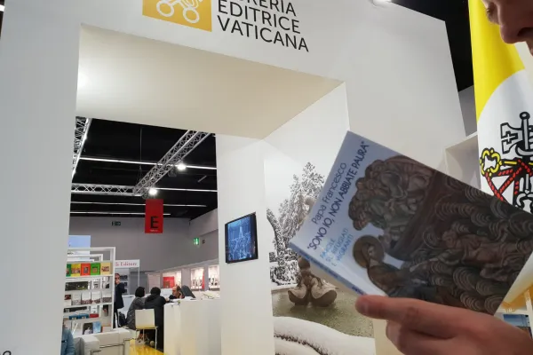 Lo stand della Libreria Editrice Vaticana alla Fiera del Libro di Francoforte 2018 / Vatican Media 