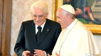 Mattarella al Papa: "Viaggio in America Latina incoraggiamento per i poveri"