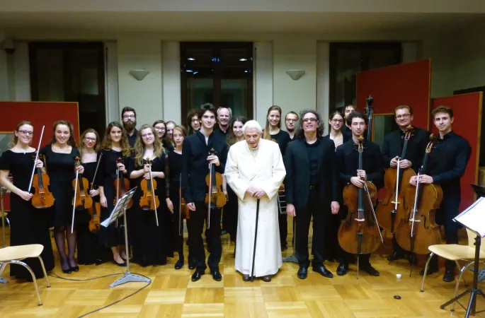 Papa Benedetto e i musicisiti  |  | CIDIM