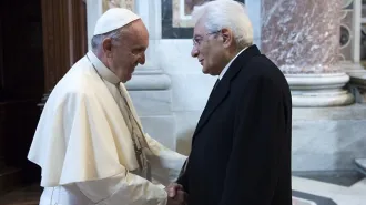 Gli auguri del mondo al Papa. Mattarella: "Esempio di dialogo e fratellanza"