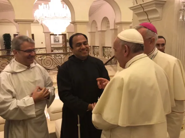 Il Papa con i Cappuccini di Abu Dhabi |  | Holy See Press Office