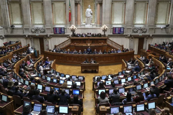 Il Parlamento portoghese che ha approvato la legislazione sull'eutanasia / pd