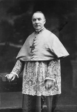 Il Cardinale Georges-François-Xavier-Marie Grente, Arcivescovo di Le Mans. |  | pubblico dominio