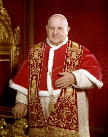 Una immagine di Giovanni XXIII, con stola pontificia e mozzetta con ermellino | PD