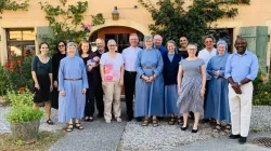 I partecipanti ad uno degli incontri a Grandchamp del Comitato internazionale che ha preparato il sussidio per la Settimana di Preghiera per l'Unità dei Cristiani 2021 / pd