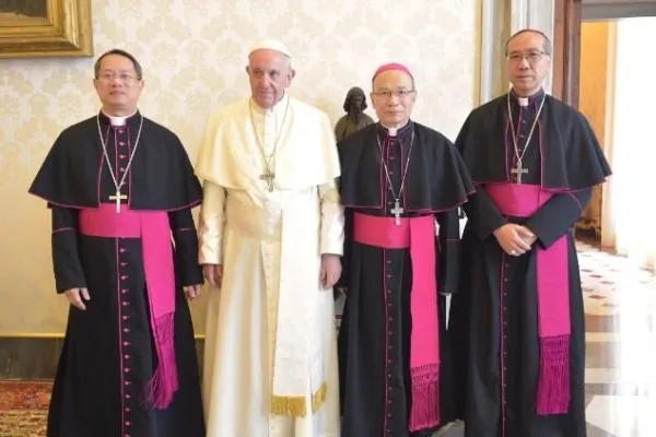I vescovi di Hong Kong e Macao in visita ad limina da Papa Francesco il 23 giugno 2018 / Vatican Media 