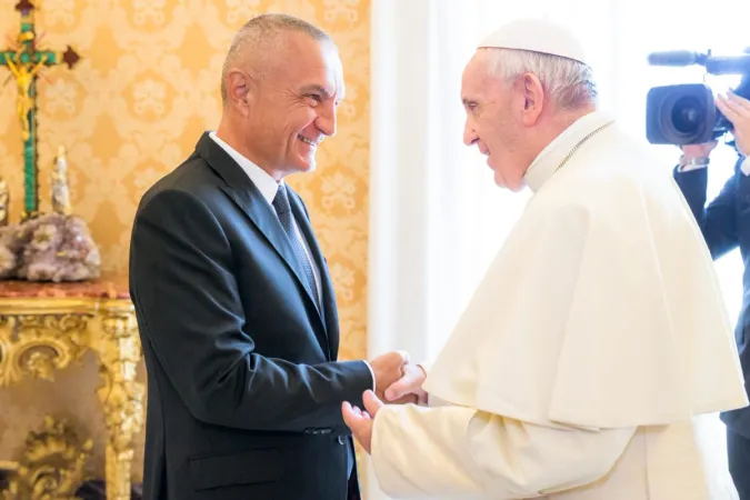 Il Papa e il Presidente dell'Albania, Ilir Meta |  | Profilo twitter Ilir Meta
