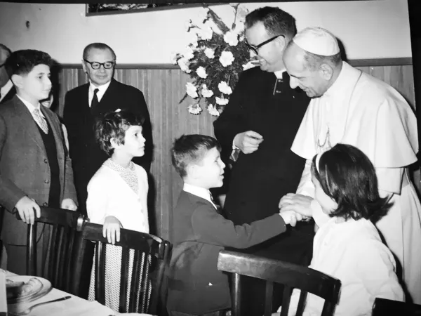 Guido Imolesi con Paolo VI in visita al Bambino Gesù |  | Famiglia Imolesi