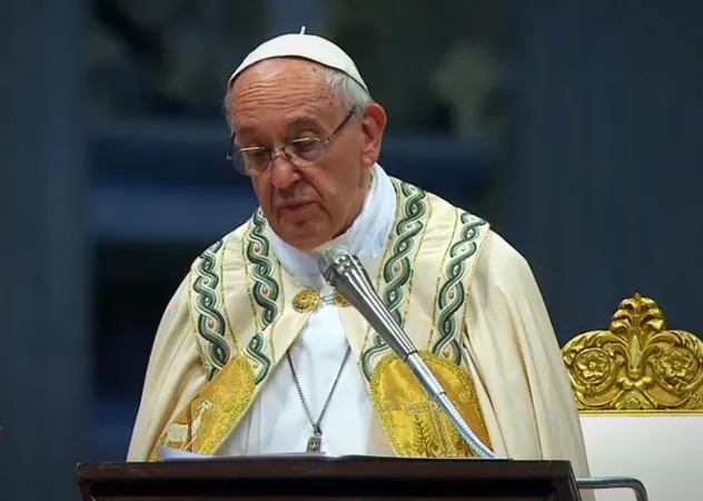 Il Papa pronuncia l'omelia |  | CTV