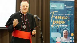 Il Cardinale Erdo durante una conferenza stampa per il Congresso Eucaristico Internazionale /  IEC 2021 Budapest