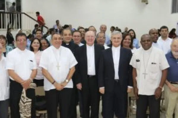 Il Cardinale Farrell durante uno degli incontri a Panama / Arcidiocesi di Panama