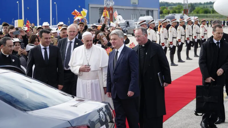 L'arrivo del Papa a Skopje |  | Andrea Gagliarducci ACI Stampa
